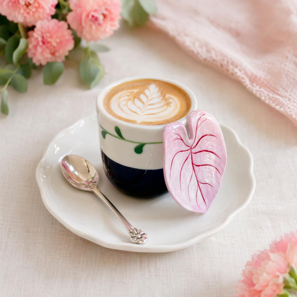 Coffee Tea And Leaf - Керамическая кофейная кружка с 3D-ручкой в